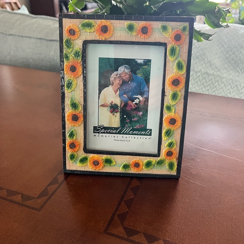 Sunflower Accented Frame